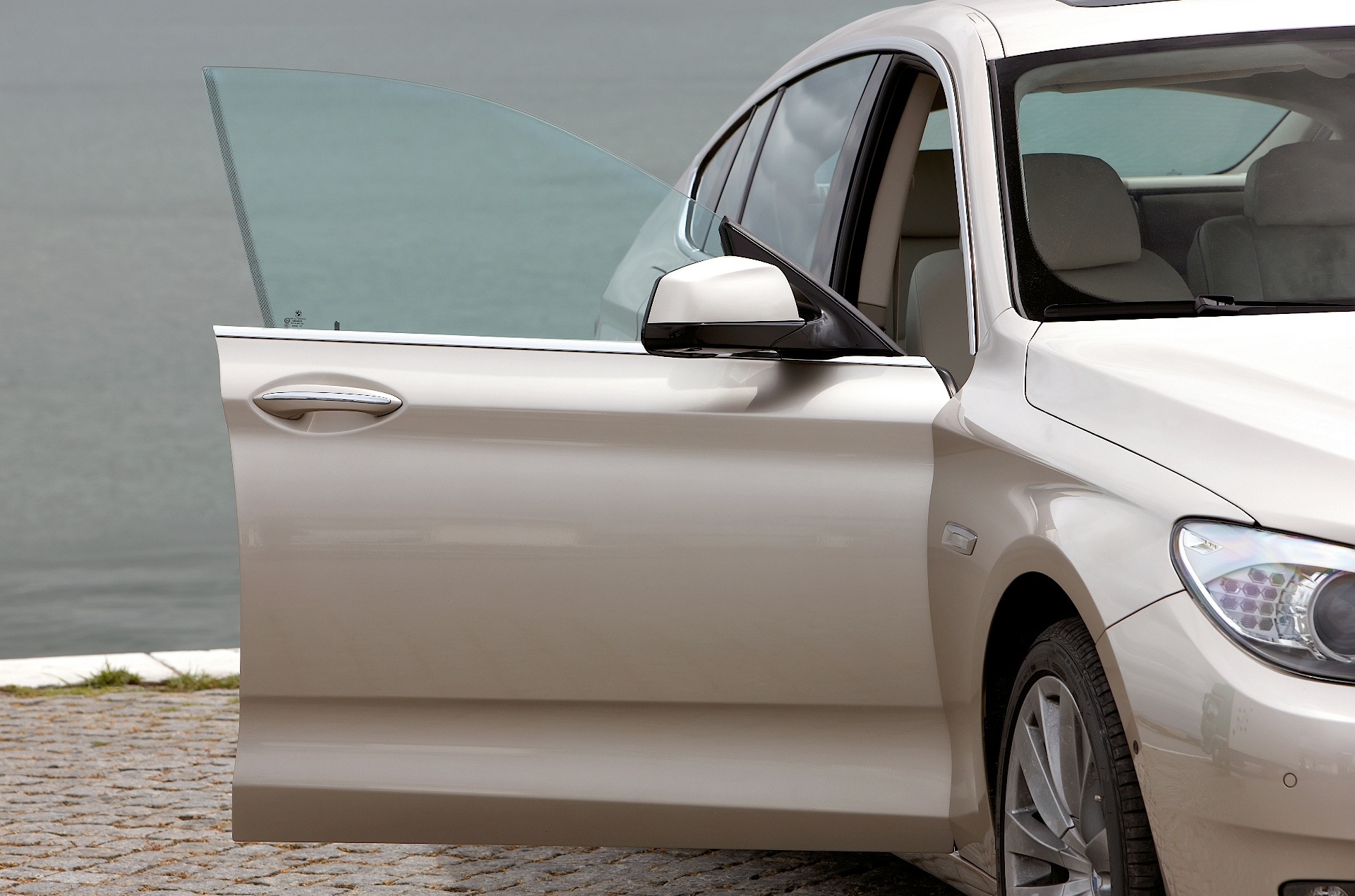 Bmw 5 Series Gran Turismo photo 34