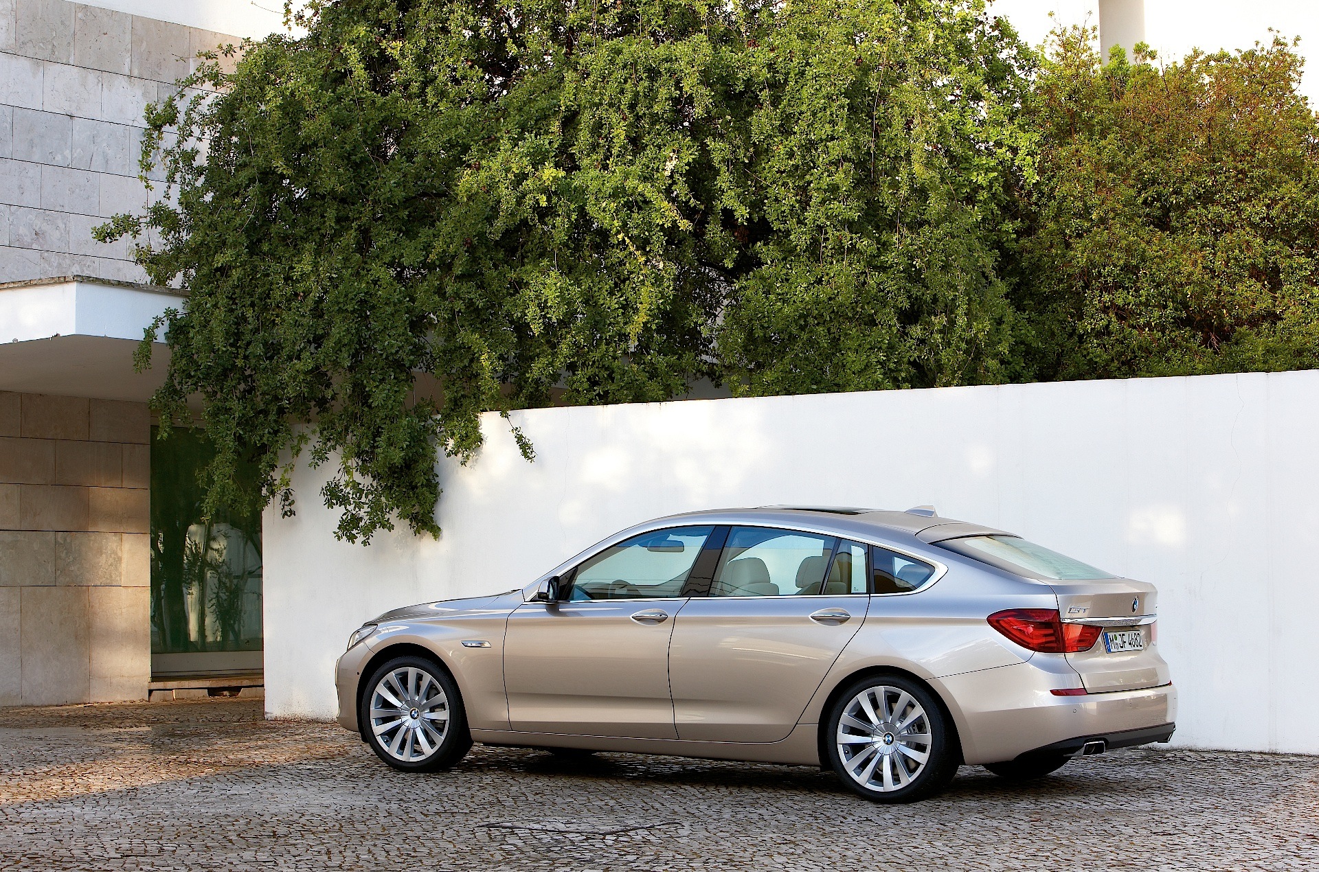Bmw 5 Series Gran Turismo photo 37