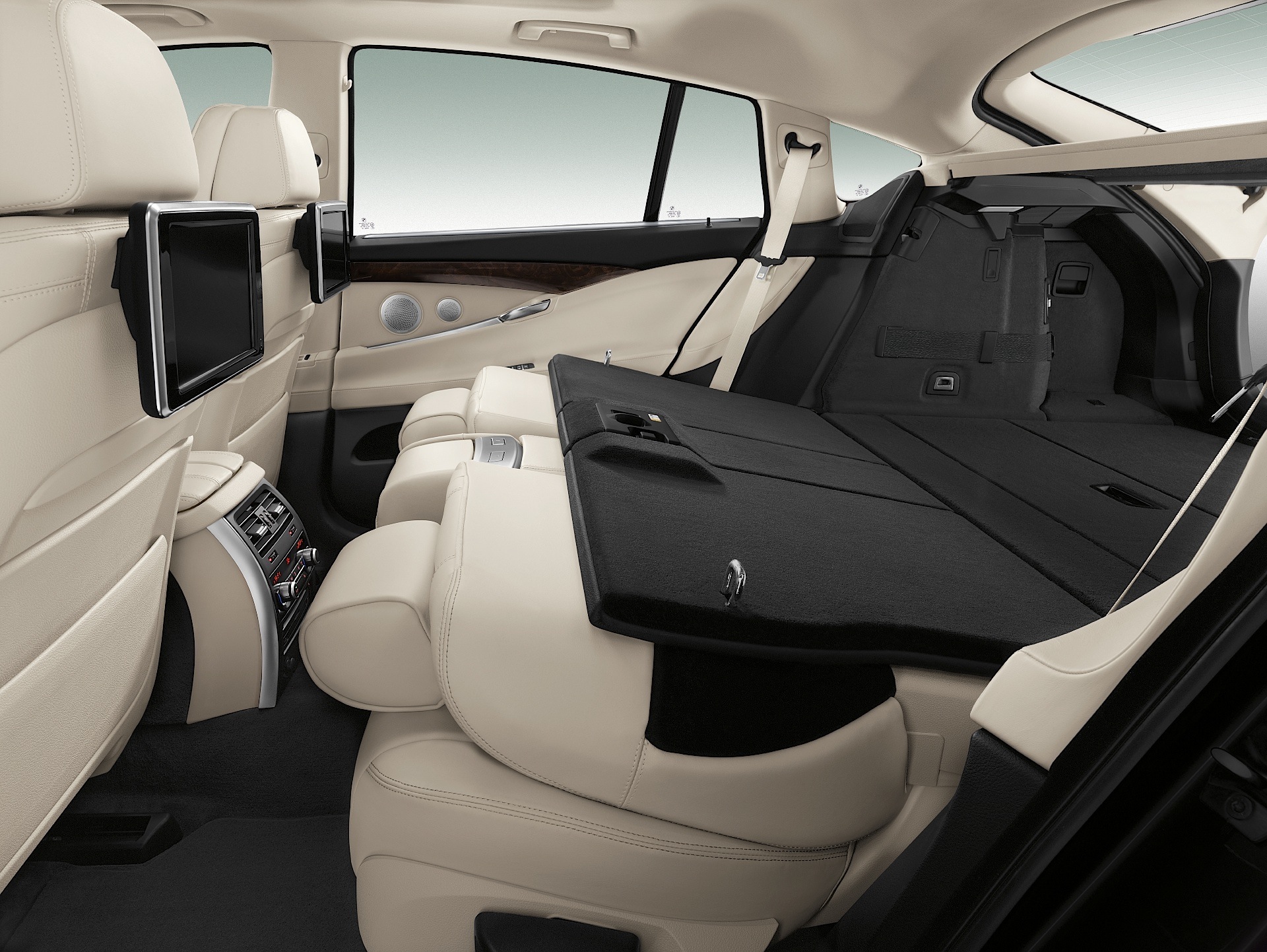 Bmw 5 Series Gran Turismo photo 41