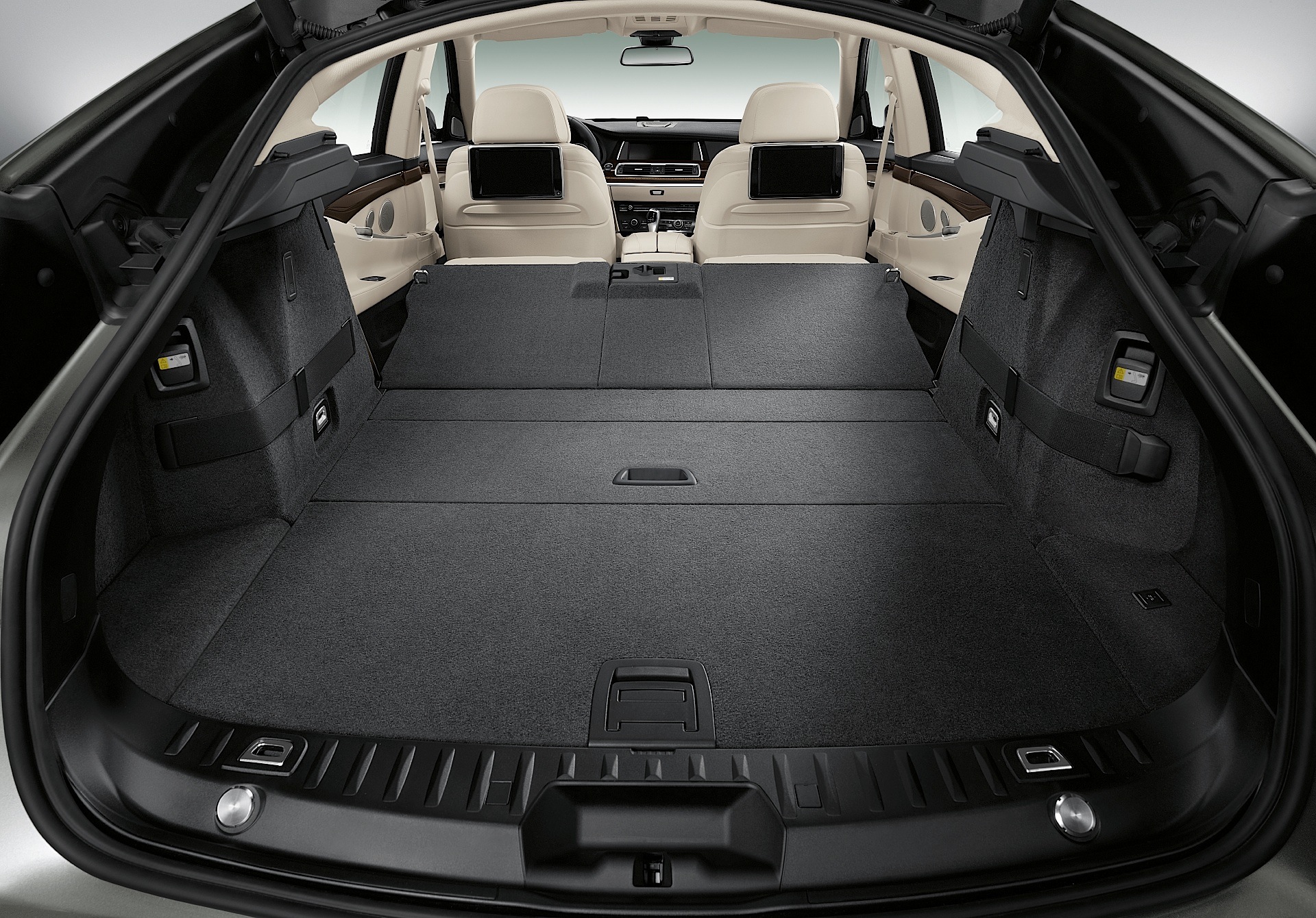 Bmw 5 Series Gran Turismo photo 46