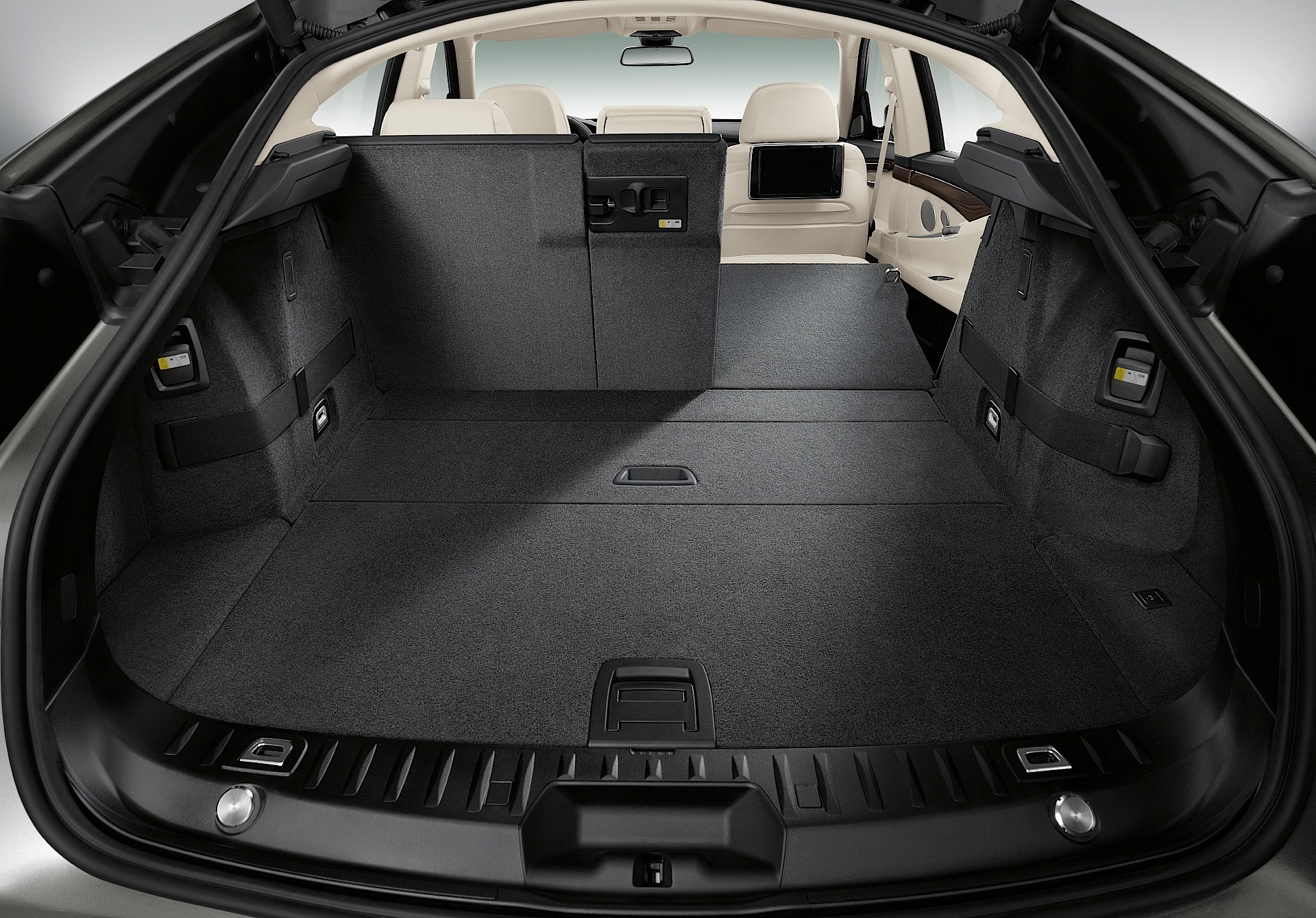 Bmw 5 Series Gran Turismo photo 48