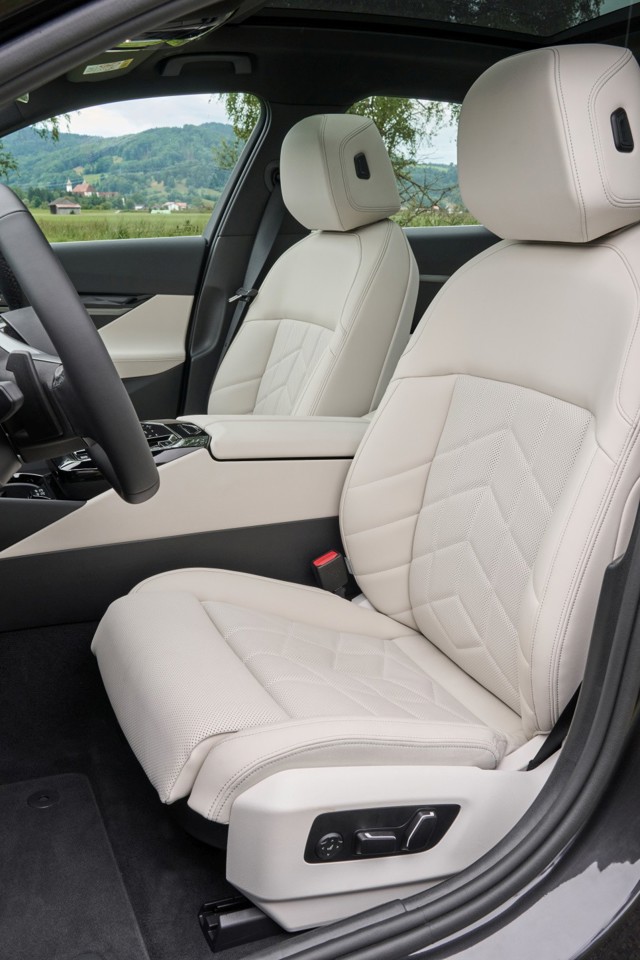 Bmw 5 Series Sedan foto 50