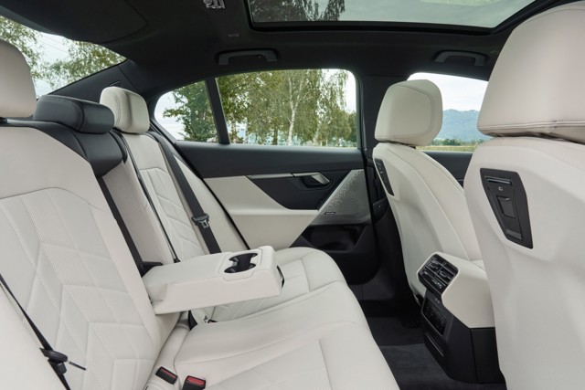 Bmw 5 Series Sedan foto 51