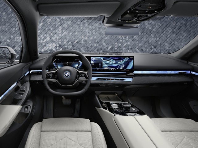 Bmw 5 Series Sedan foto 43