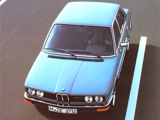 Bmw 5 Series Sedan photo 11