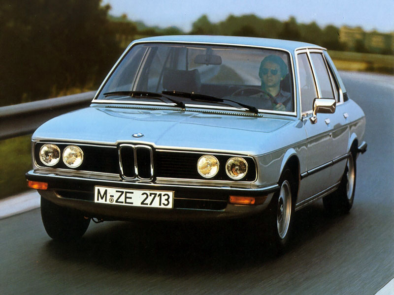 Bmw 5 Series Sedan photo 19