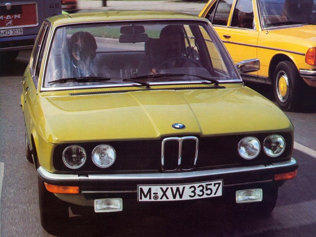 Bmw 5 Series Sedan photo 29