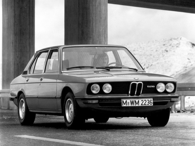 Bmw 5 Series Sedan photo 33