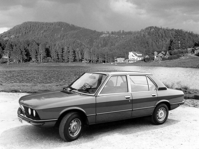 Bmw 5 Series Sedan photo 37
