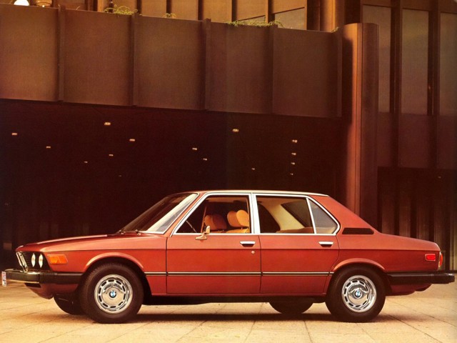 Bmw 5 Series Sedan photo 43