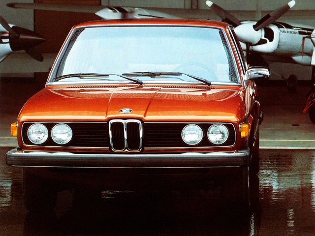 Bmw 5 Series Sedan photo 45