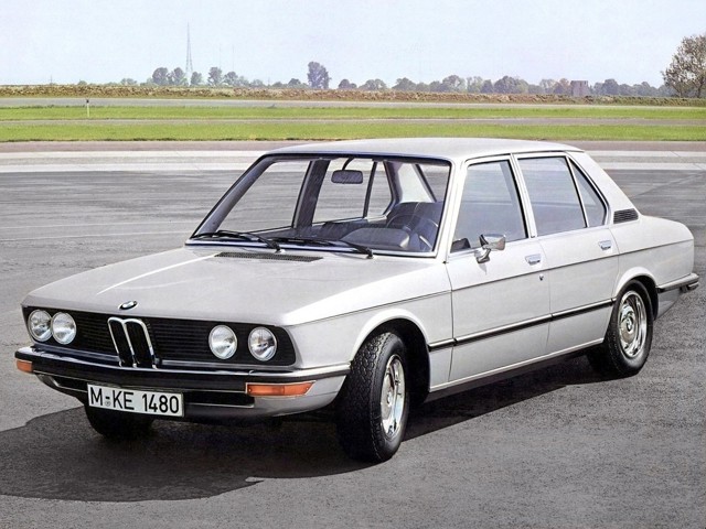 Bmw 5 Series Sedan photo 50