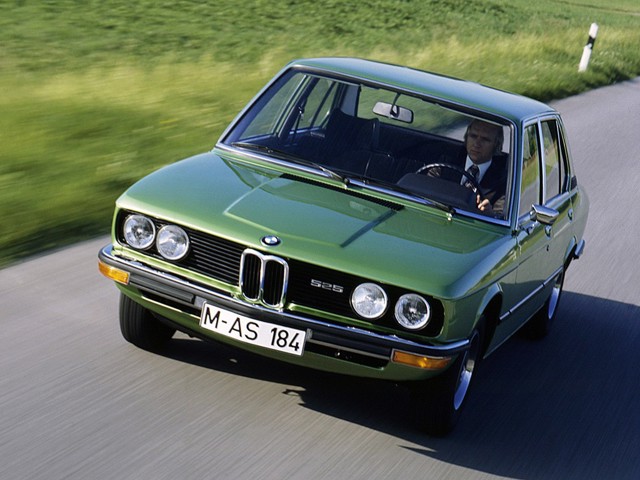 Bmw 5 Series Sedan photo 57