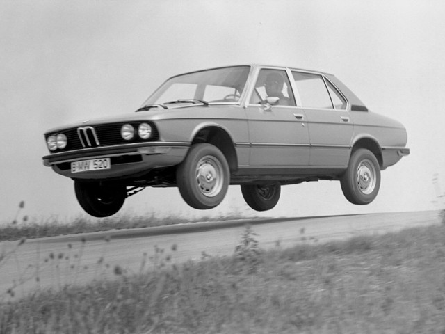 Bmw 5 Series Sedan photo 65