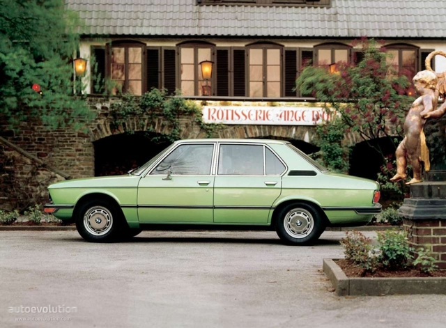 Bmw 5 Series Sedan photo 2