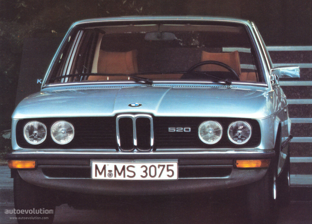 Bmw 5 Series Sedan photo 9