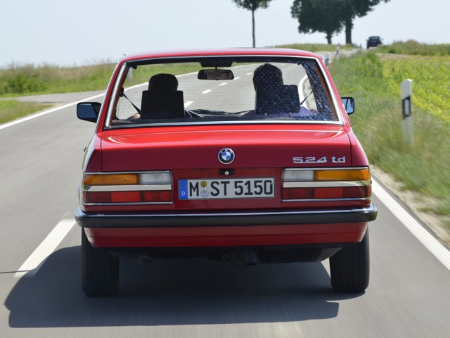 Bmw 5 Series Sedan photo 19