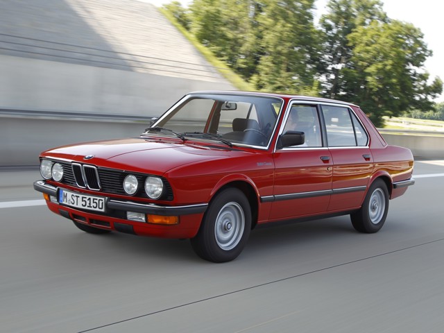 Bmw 5 Series Sedan photo 20