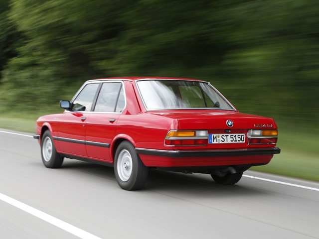 Bmw 5 Series Sedan photo 21