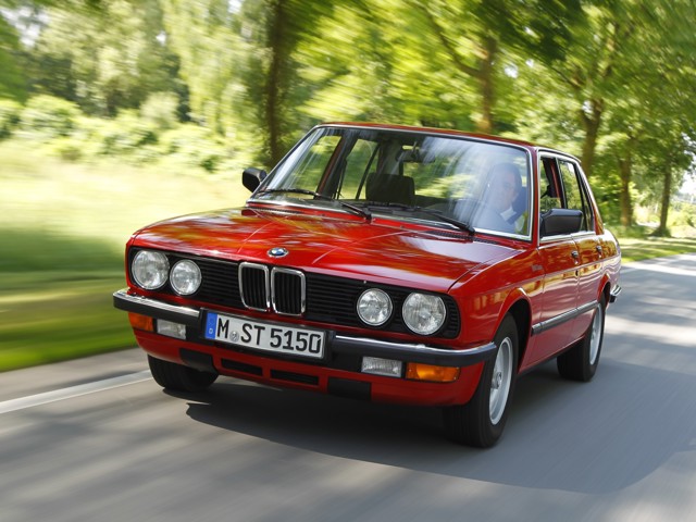 Bmw 5 Series Sedan photo 22