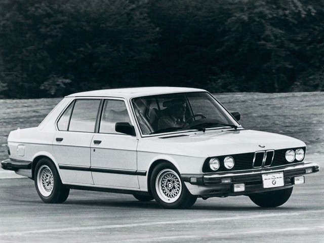 Bmw 5 Series Sedan photo 25