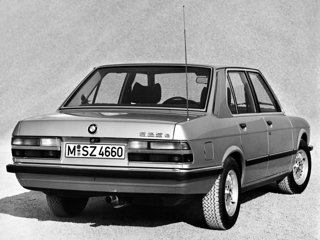 Bmw 5 Series Sedan photo 33