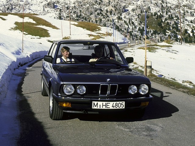 Bmw 5 Series Sedan photo 39