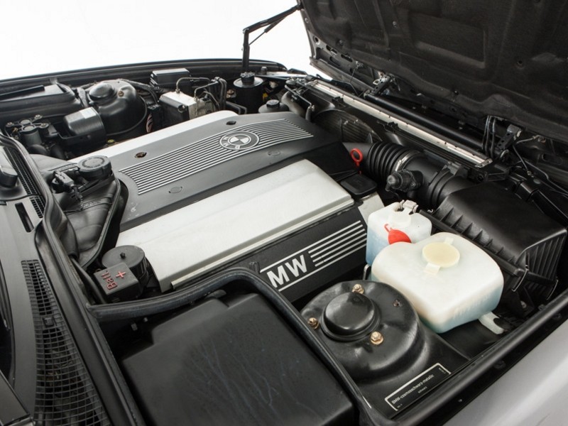 Bmw 5 Series Sedan photo 69