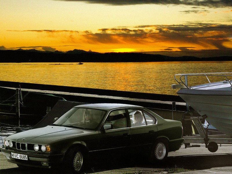 Bmw 5 Series Sedan photo 13