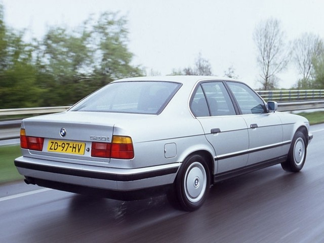 Bmw 5 Series Sedan Foto 14