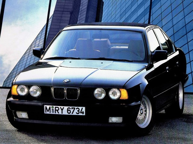 Bmw 5 Series Sedan Foto 16
