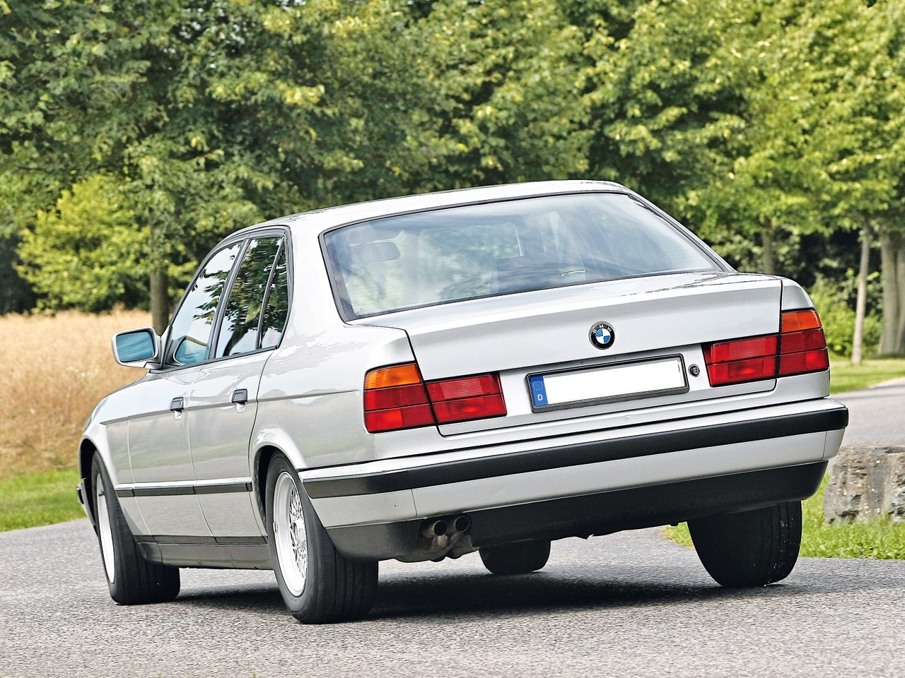 Bmw 5 Series Sedan photo 37
