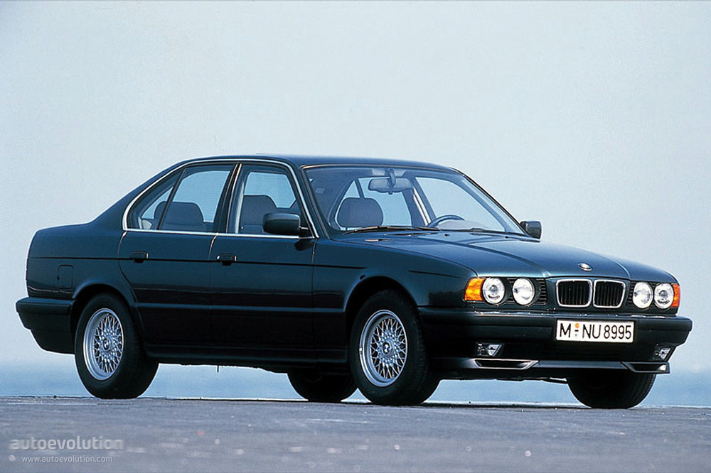 Bmw 5 Series Sedan photo 2