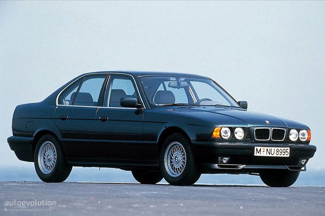 Bmw 5 Series Sedan Foto 2