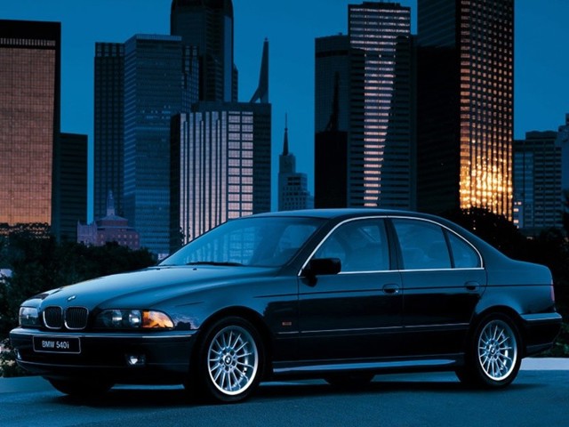 Bmw 5 Series Sedan foto 7