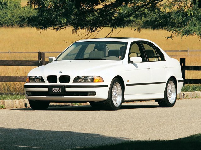 Bmw 5 Series Sedan foto 11