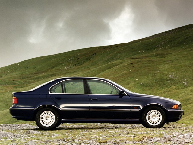 Bmw 5 Series Sedan foto 20