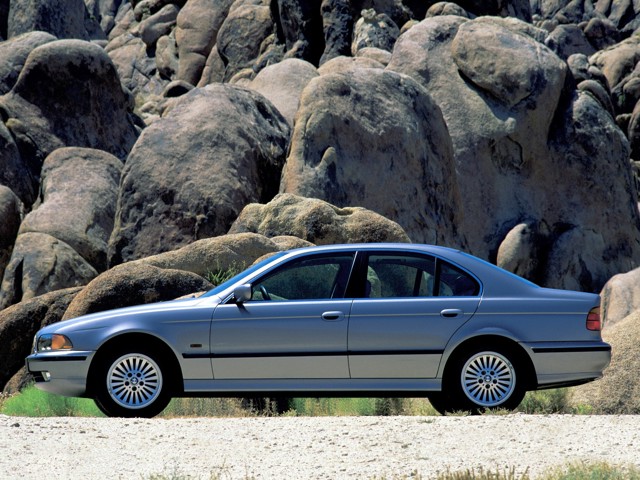 Bmw 5 Series Sedan foto 41