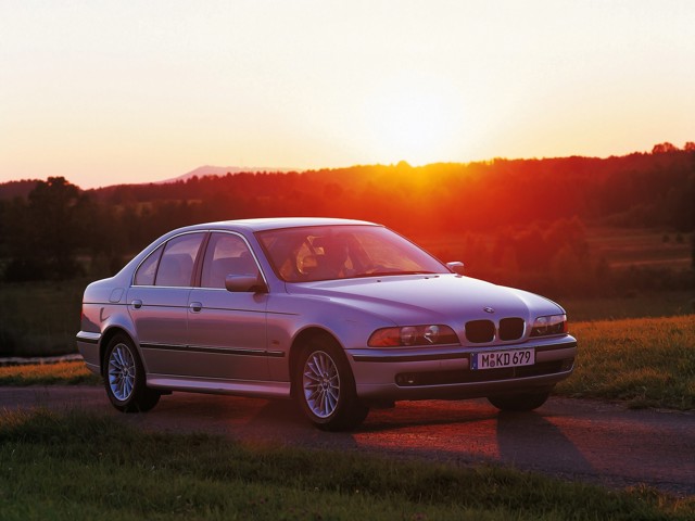 Bmw 5 Series Sedan foto 51
