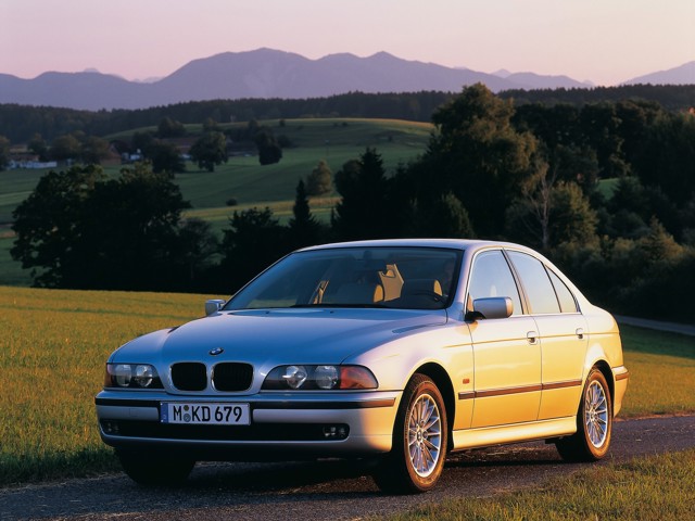 Bmw 5 Series Sedan foto 52