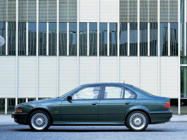 Bmw 5 Series Sedan foto 58