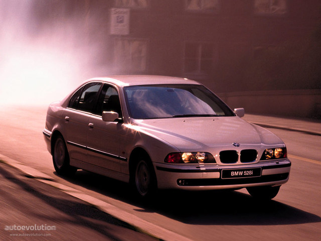 Bmw 5 Series Sedan foto 6
