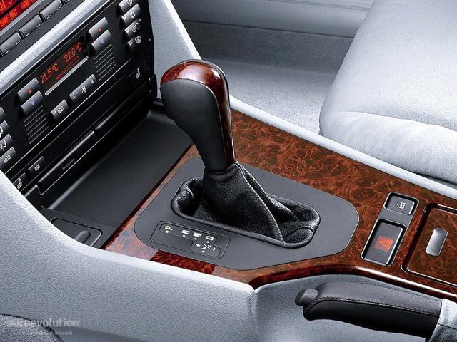 Bmw 5 Series Sedan foto 67