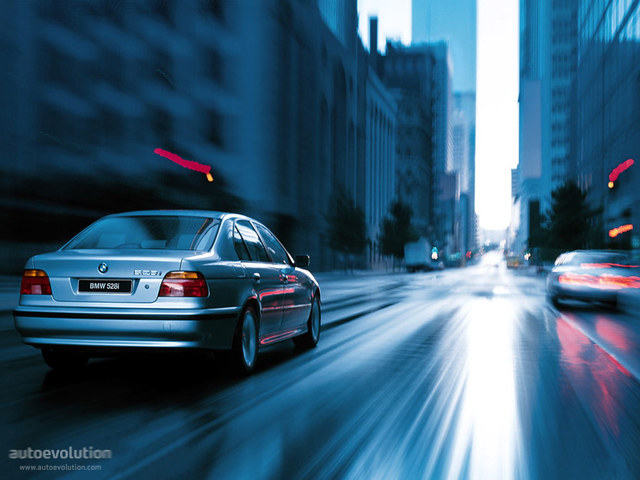 Bmw 5 Series Sedan foto 3