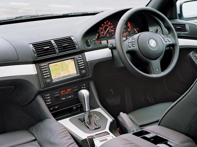 Bmw 5 Series Sedan Foto 58