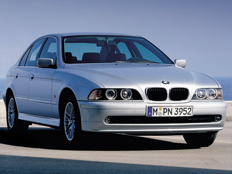 Bmw 5 Series Sedan photo 10