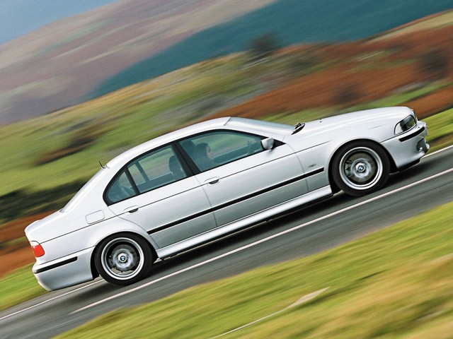 Bmw 5 Series Sedan Foto 12