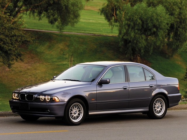 Bmw 5 Series Sedan Foto 30