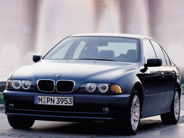 Bmw 5 Series Sedan Foto 35