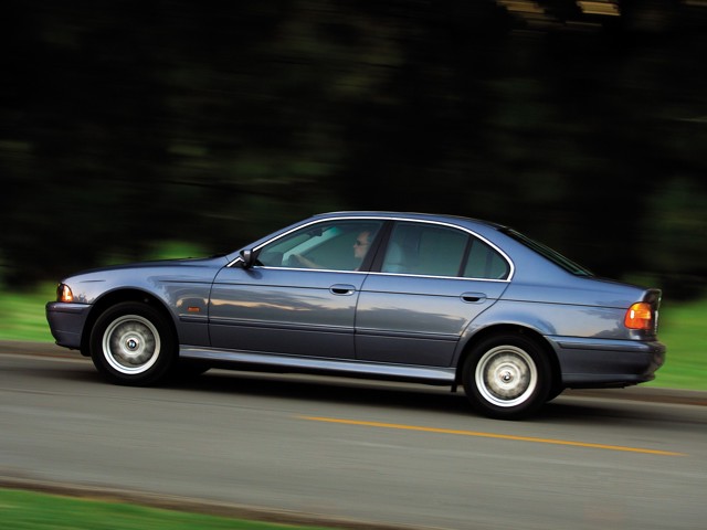 Bmw 5 Series Sedan Foto 43